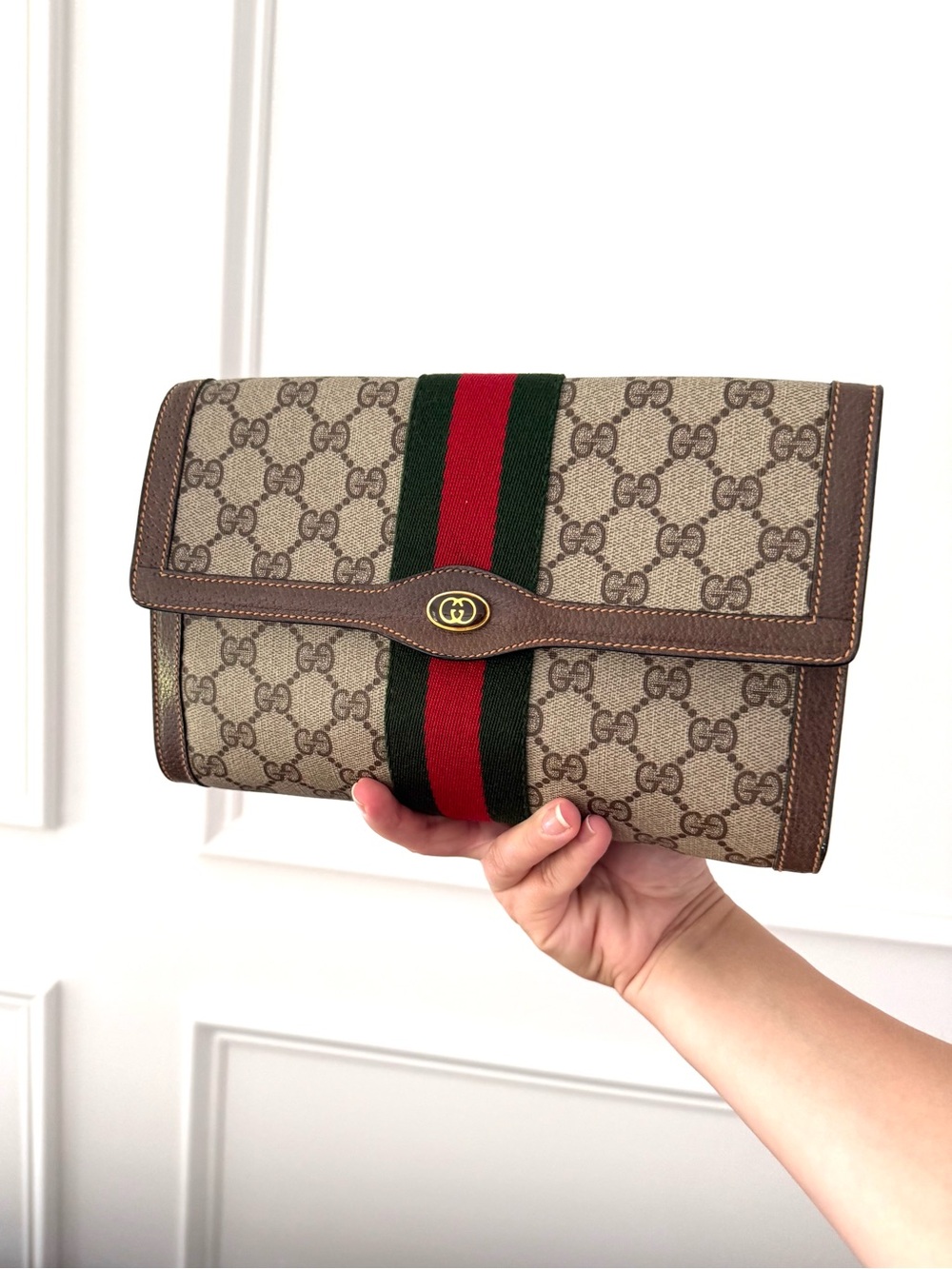 Authentic Gucci brown monogram coated canvas clutch bag red green ribbons